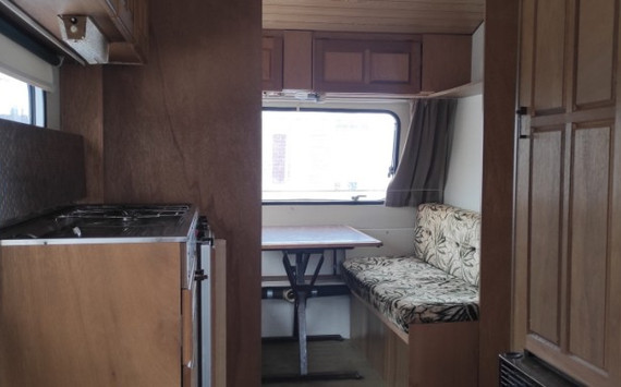 Кемпер для отдыха Burstner 450 - изображение 3