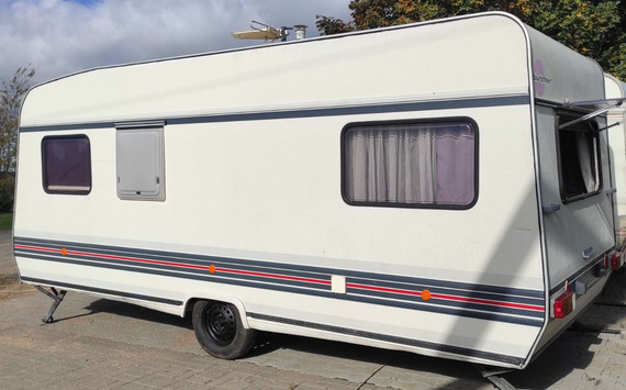 Кемпер для отдыха Burstner Club 5002 - изображение 3