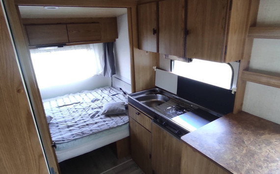 Кемпер для отдыха Burstner Club 5002 - изображение 4