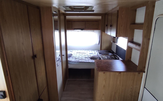 Кемпер для отдыха Burstner Club 5002 - изображение 6