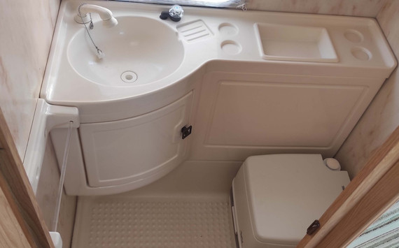 Кемпер для отдыха LMC 545 K - изображение 21