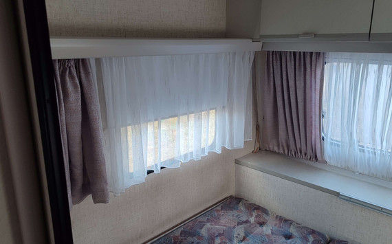 Кемпер для отдыха Burstner Holiday 4309 - изображение 17