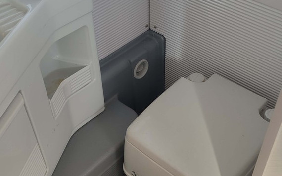 Кемпер для отдыха Burstner Holiday 4309 - изображение 21