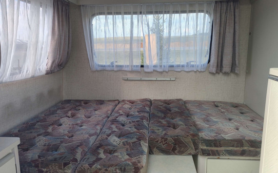 Кемпер для отдыха Burstner Holiday 4309 - изображение 5