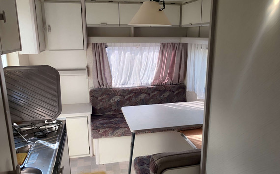 Кемпер для отдыха Burstner Holiday 4309 - изображение 8