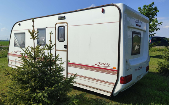 Кемпер для отдыха Coachman VIP 2000 520/4 - изображение 3