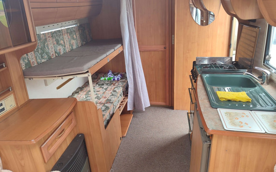 Кемпер для отдыха Coachman VIP 2000 520/4 - изображение 10