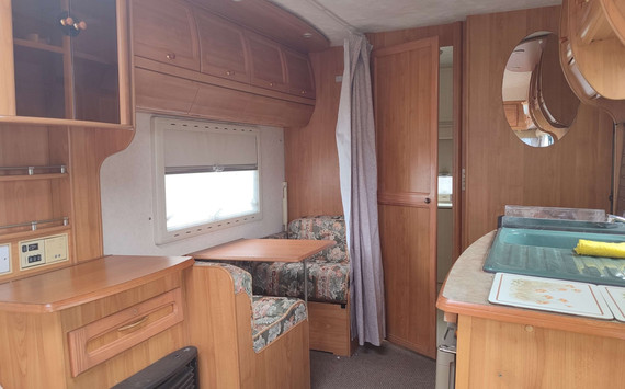 Кемпер для отдыха Coachman VIP 2000 520/4 - изображение 11