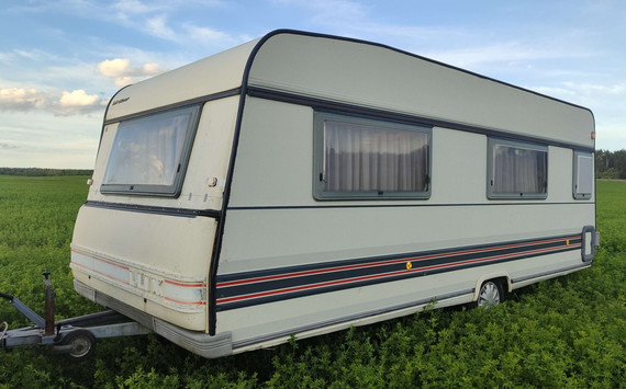 Кемпер для отдыха Burstner Big Lux - изображение 2