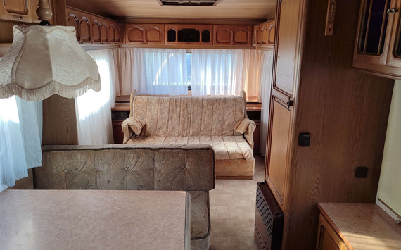 Кемпер для отдыха Burstner Big Lux - изображение 5