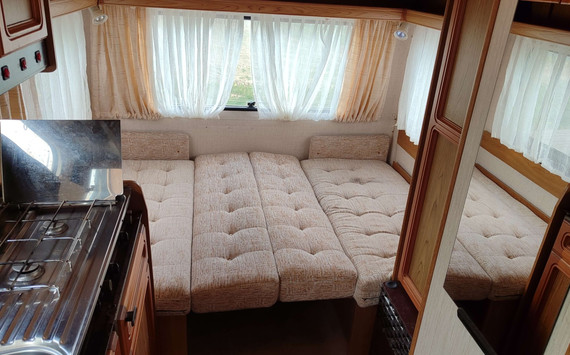 Кемпер для отдыха Burstner Mini City - изображение 5