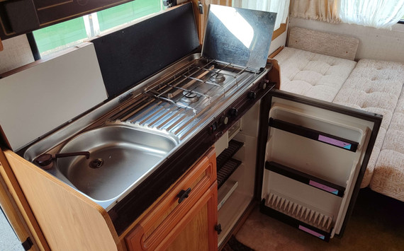 Кемпер для отдыха Burstner Mini City - изображение 6