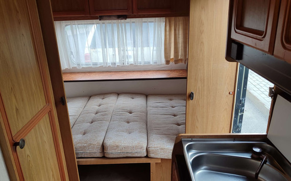 Кемпер для отдыха Burstner Mini City - изображение 7